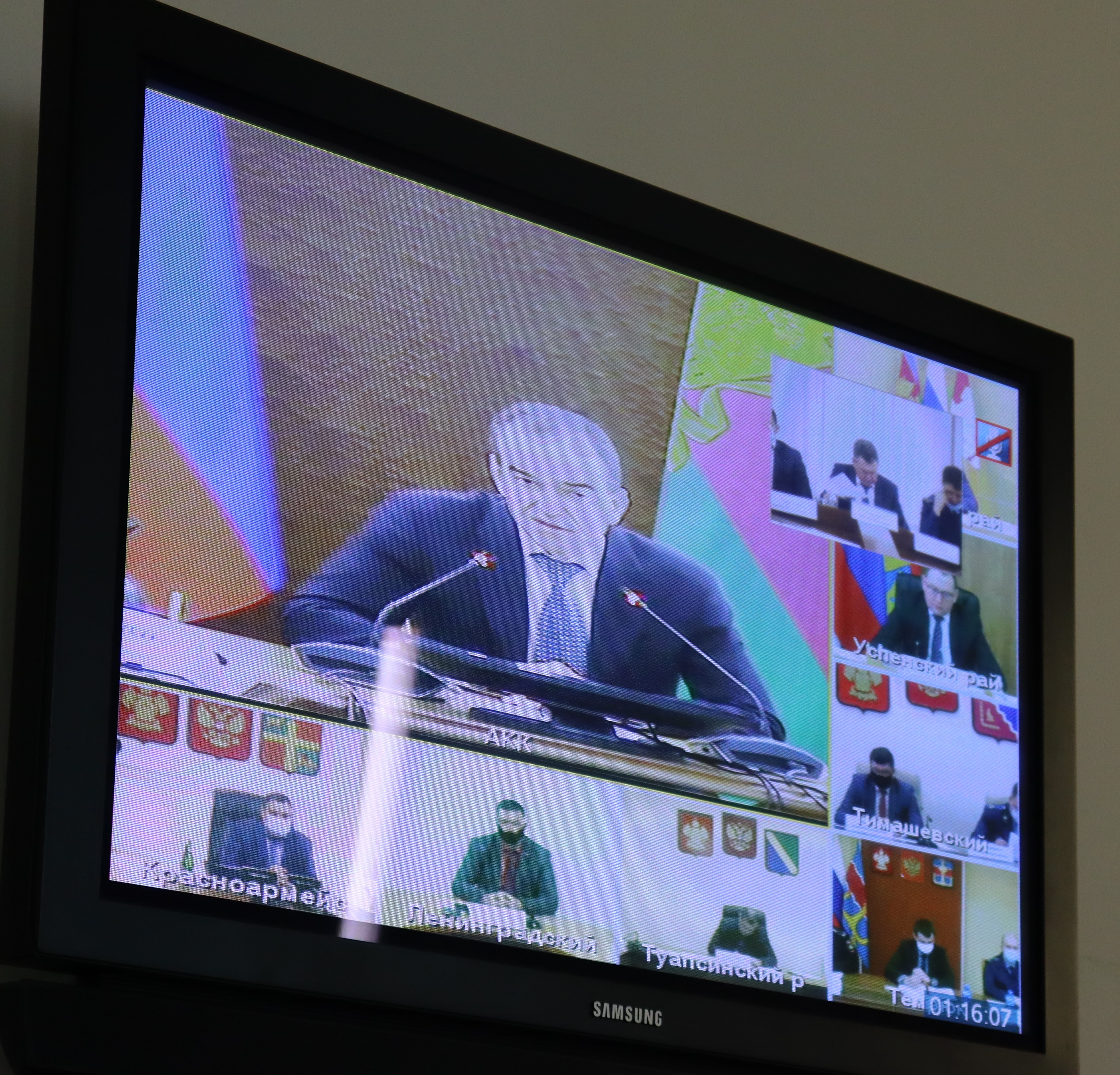 Губернатор края поручил возобновить проверки системы безопасности объектов топливно-энергетического комплекса Кубани